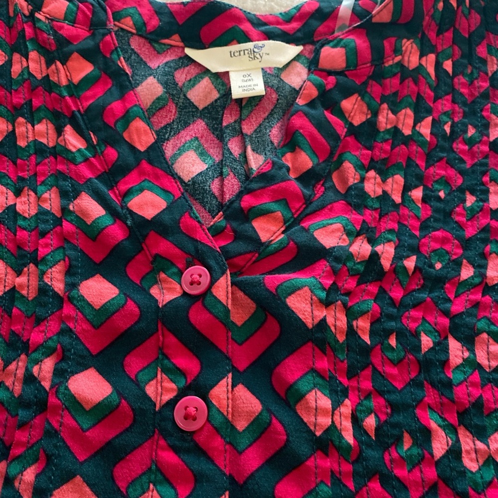 Pink blouse - Picture 2 of 3